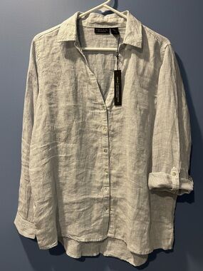 TAHARI long sleeve linen blouse